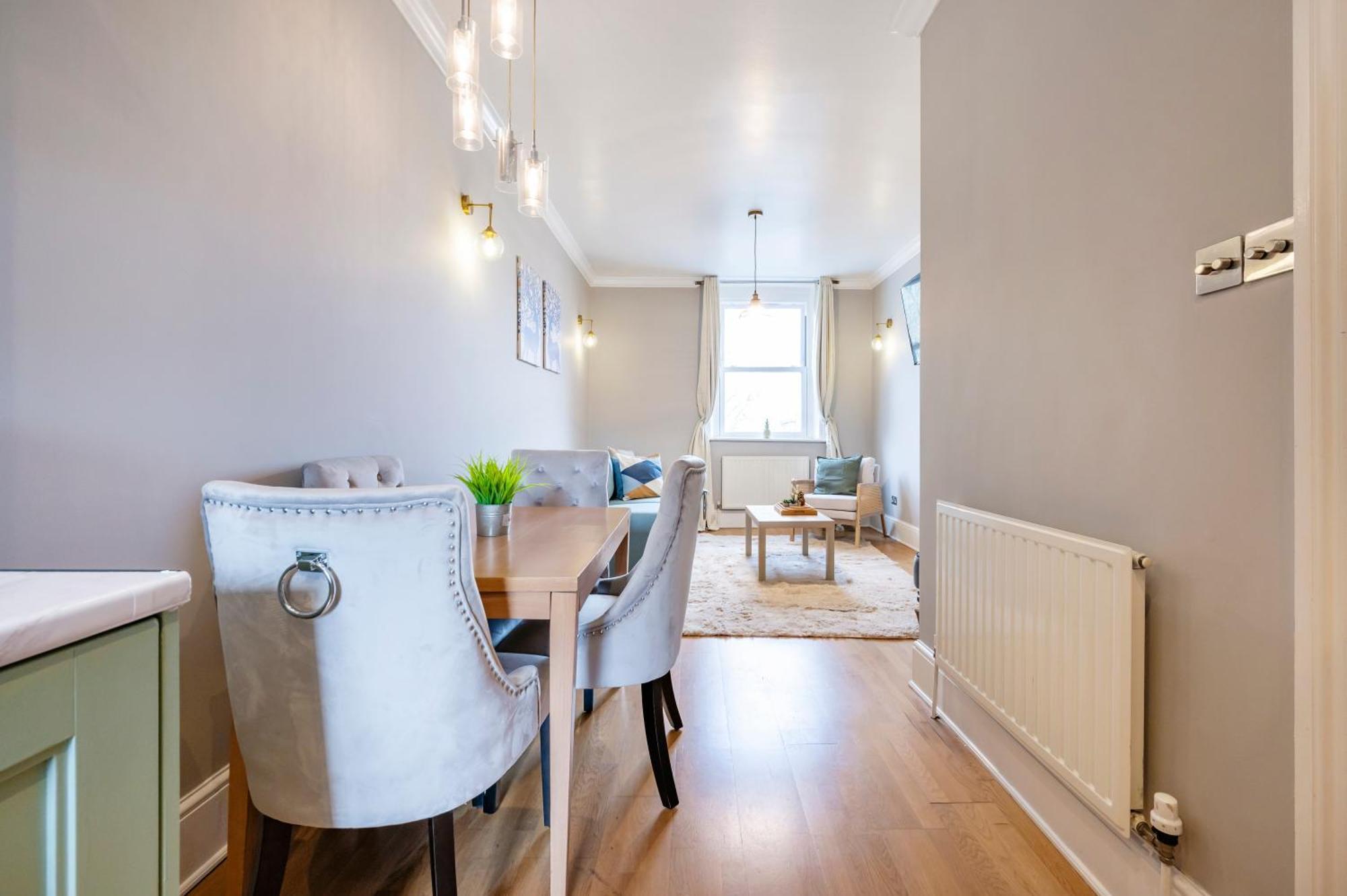 Large 1 Bedroom In Center Of London 3 Exterior photo