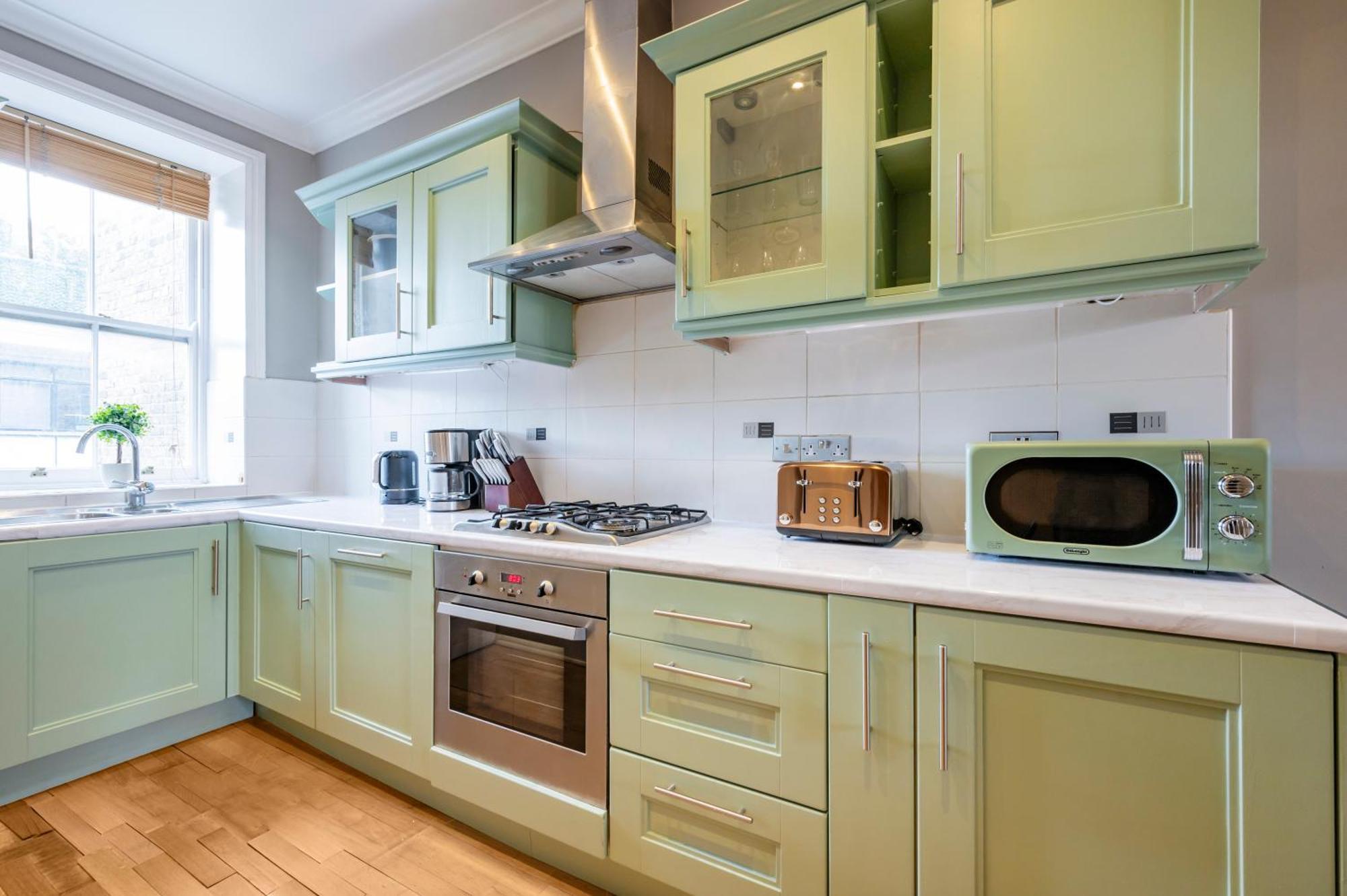 Large 1 Bedroom In Center Of London 3 Exterior photo